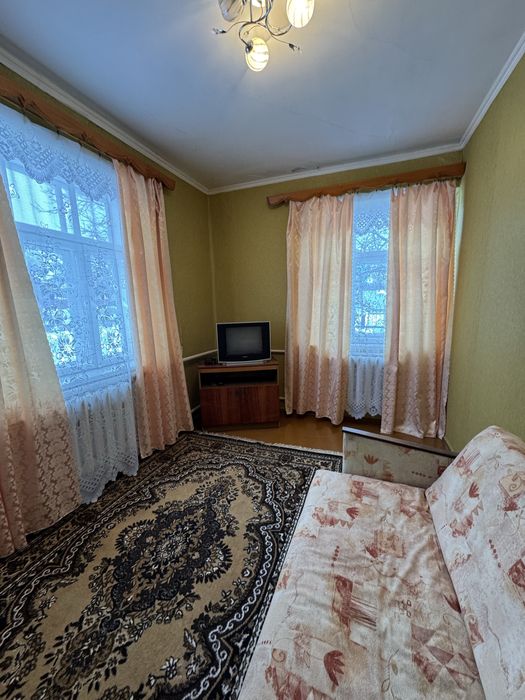 Частина будинку в Квасилові