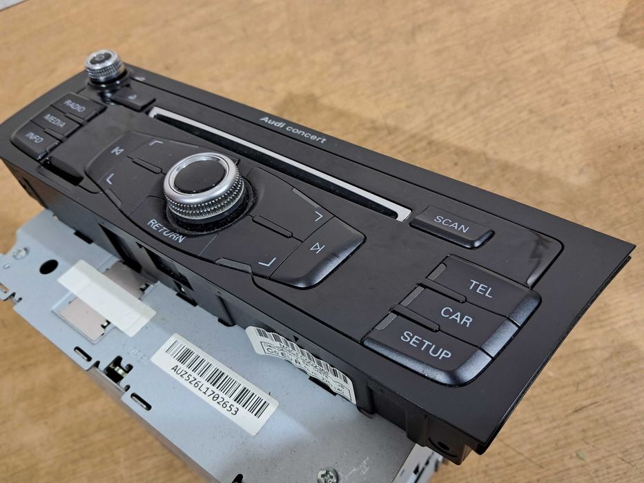 Radio AUDI Concert CD Panasonic A4 B8 A5 8T Q5 8R Lift Anglik