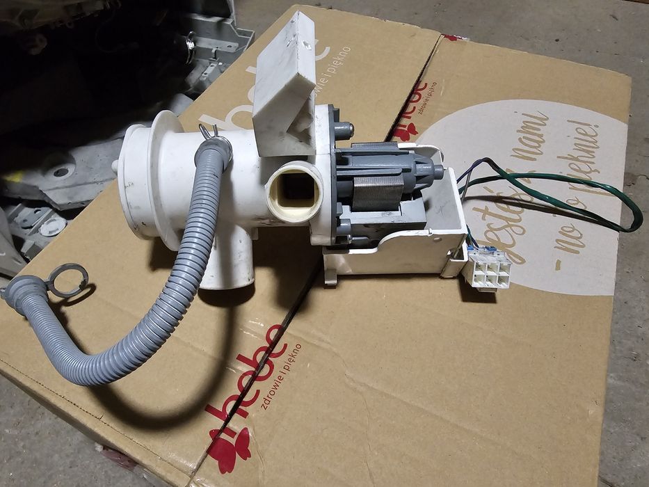 Samsung WF0600NXW pompa wody do pralki, sprawna