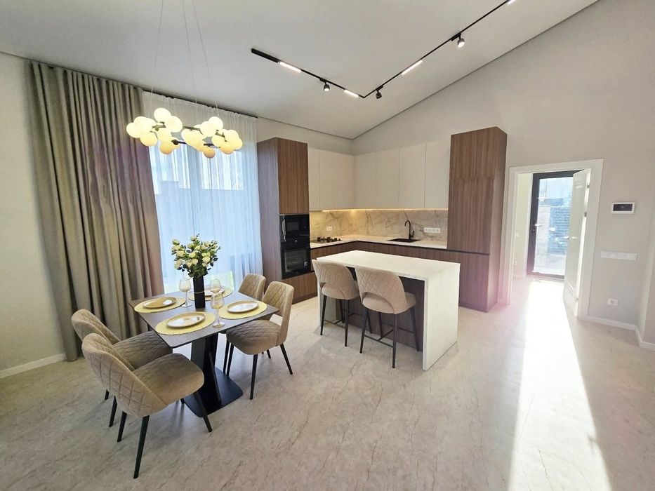 Одноповерховий будинок в КМ 141 м2 з газом новий ремонт с. Ходосівка