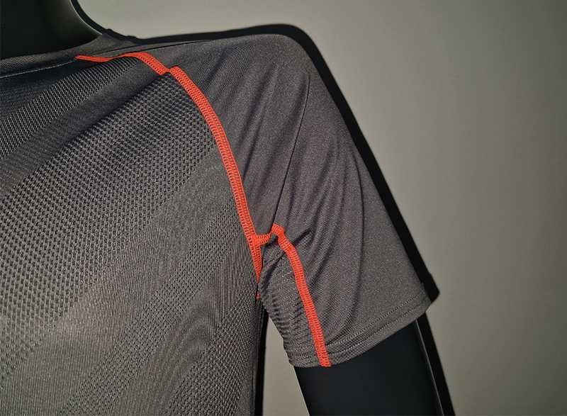 Under Armour HeatGear koszulka kompresyjna rozmiar: LG
