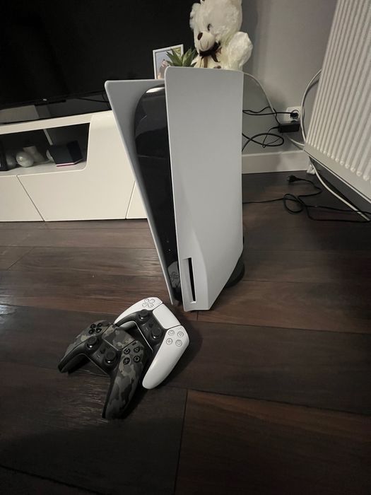 PlayStation 5 Dwa pady