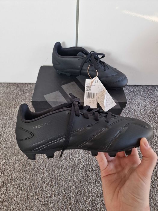 Korki Adidas Predator czarne rozm. 37,5 / 38