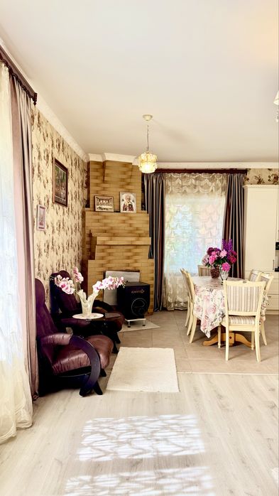 Продам будинок 120 м2, де вистачить місця дітям, батькам і вашим планам. Р-н Ремзавод. єВідновлення  Житл.ваучер