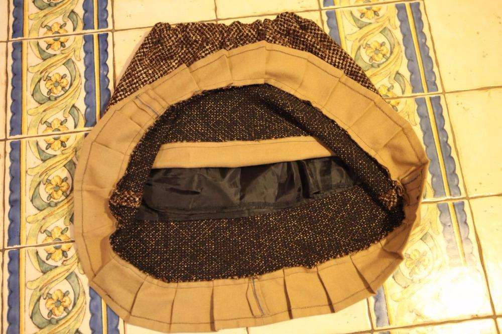 Spódniczka mini na gumce 38/40 M/L