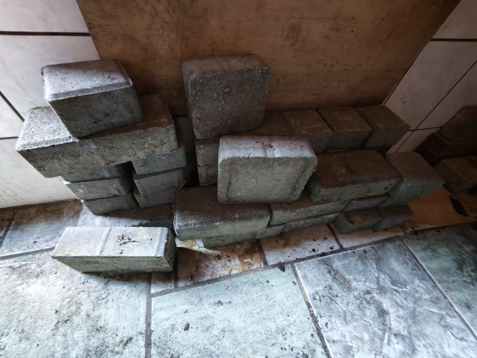 Kostka brukowa szara kafelki parapet nowe