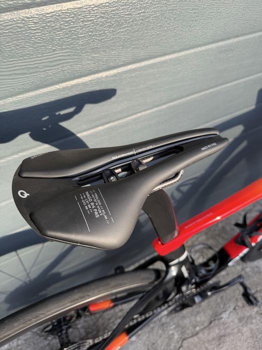 Pinarello Dogma F Ineos Grenadiers