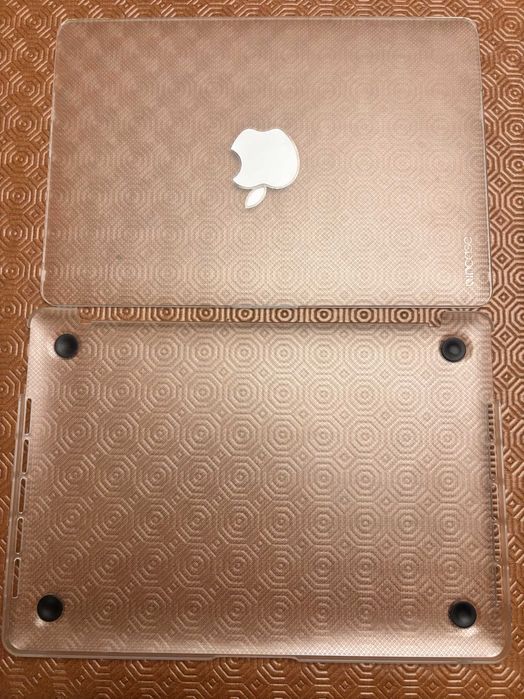 Macbook pro 13" 2020 mais Extras426382367402895367