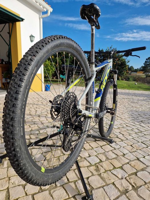 Bicicleta Rock Machine BTT roda 29' - M