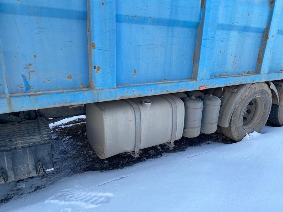 Авто DAF XF 105460 -2008   грузовой контейнеровоз - зерновоз