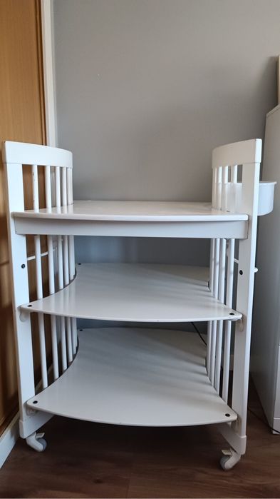 Muda fraldas - marca STOKKE