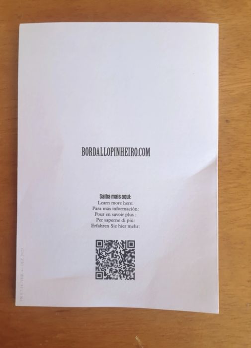 Pinha encarnada em loiça Bordallo Pinheiro