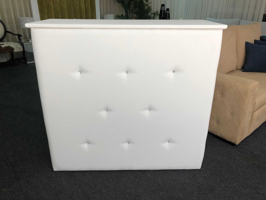 Balcão forrado em várias cores