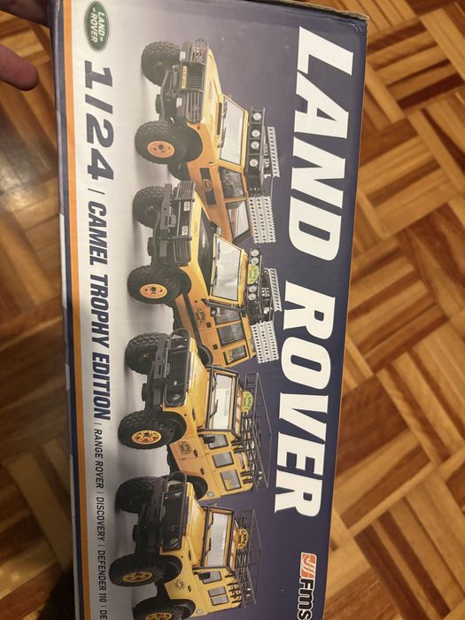 Land Rover 1/24 crowler novo