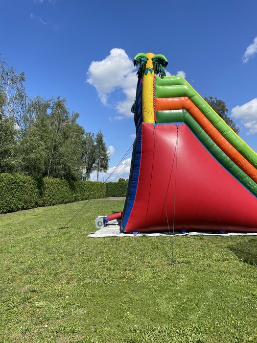 Zjeżdżalnia dmuchana Dmuchaniec