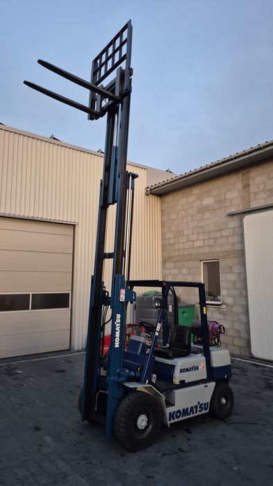 Wózek widłowy KOMATSU FGF25, triplex, przesuw, GAZ