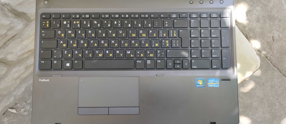 HP 6570B (Core i5)