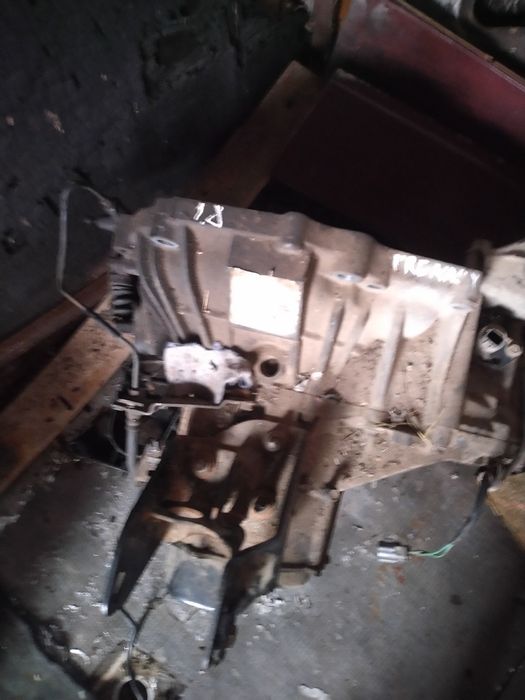 Двигатель  Мазда Премасі 1.8 бенз.