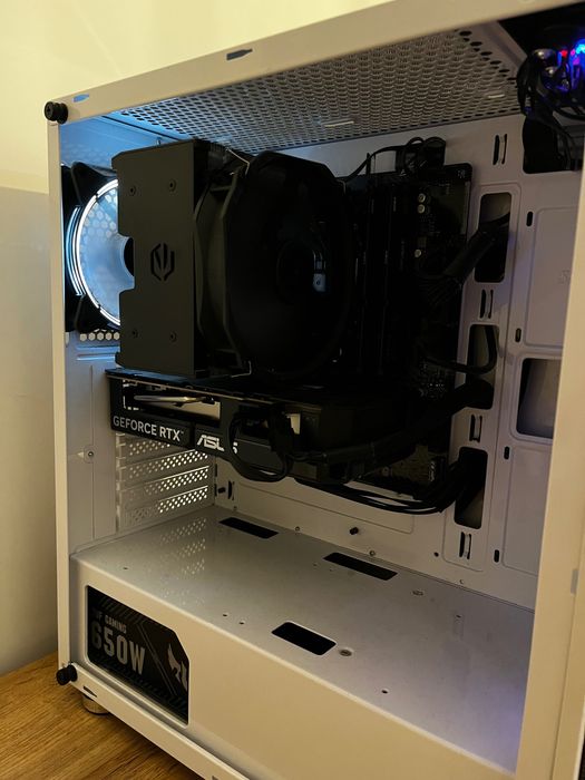 Komputer gamingowy i7 12700kf, RTX 5060 ti 16gb, 16 GB DDR5, WiFi