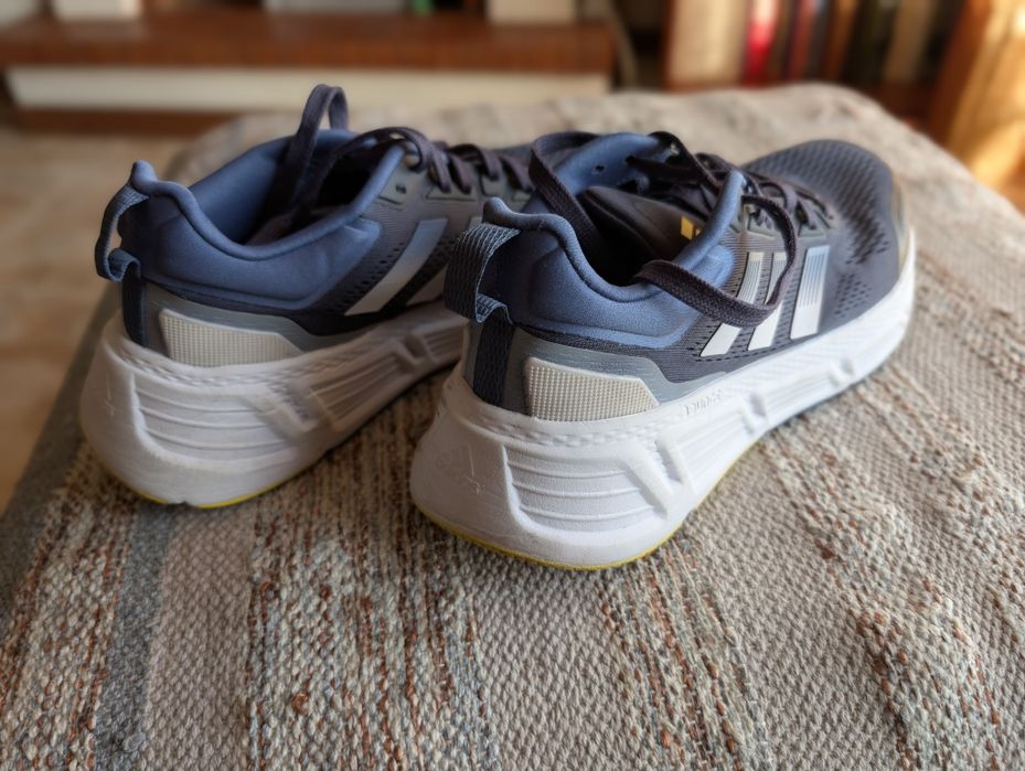 Sapatilhas Adidas Questar