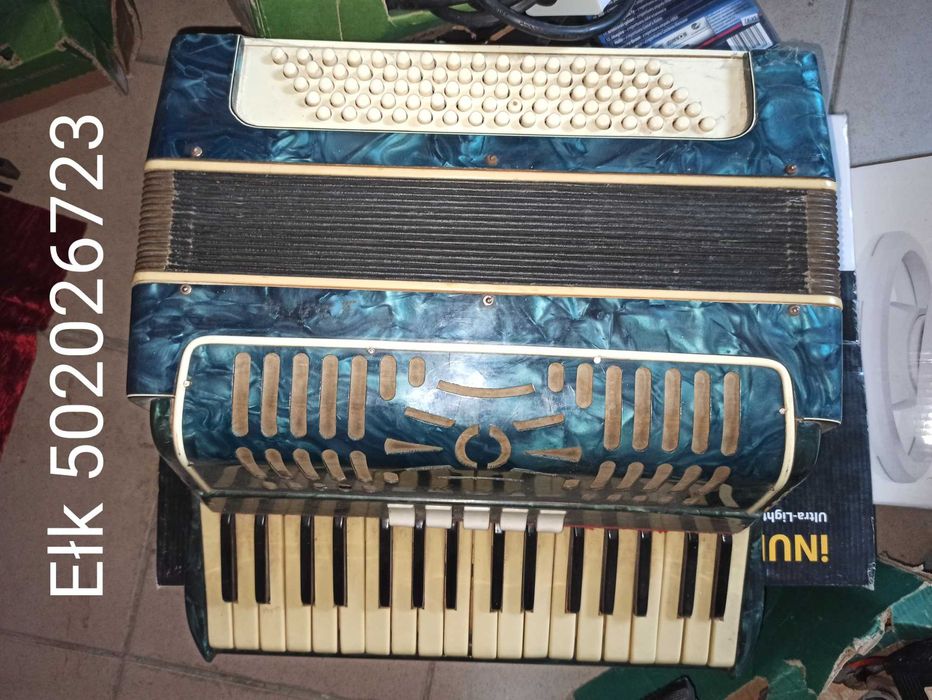 akordeon HOHNER Ełk STUDENT IVM 32 basy
