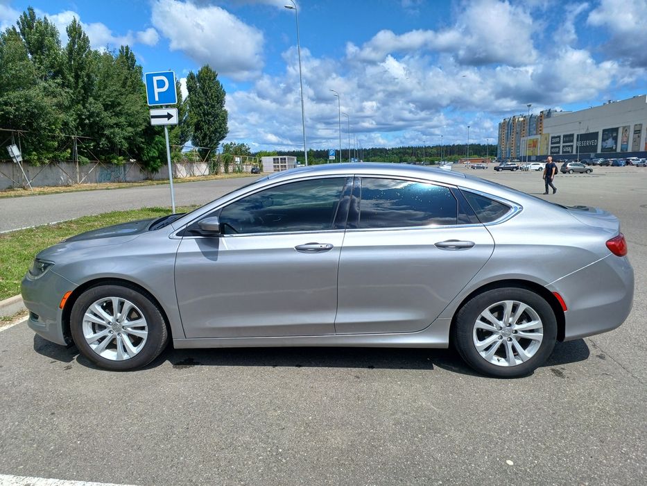 Chrysler 200 2016
