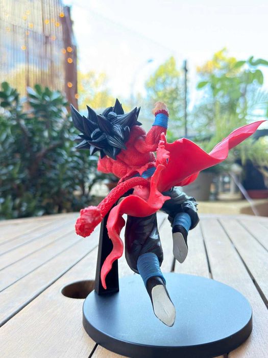 Action Figure SDBH 9th Anniversary – Goku Super Saiyajin 4|Original