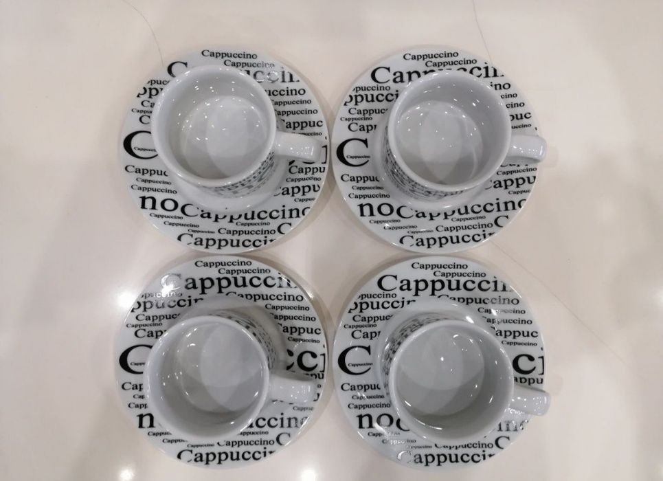 Conjunto de 4 chávenas de café Vintage