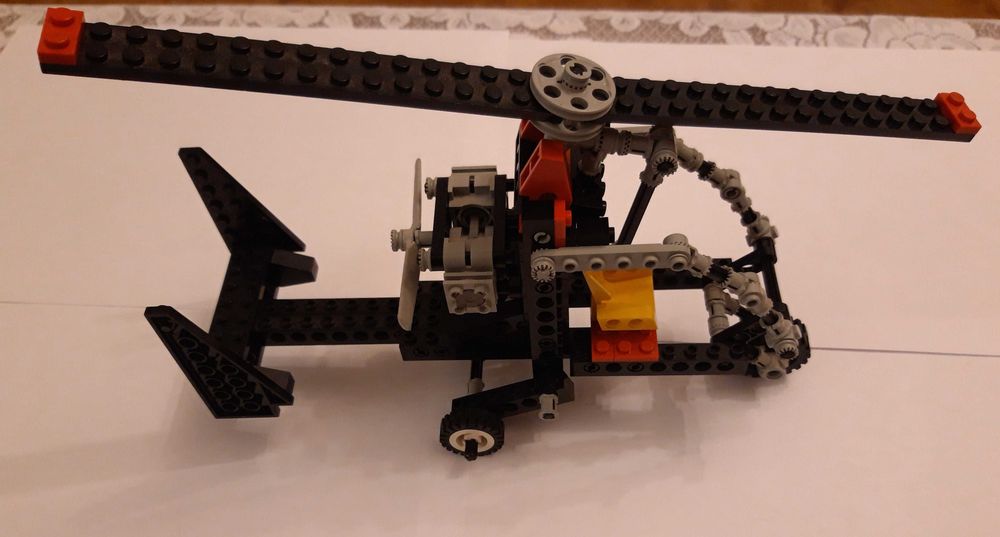 Lego Technic 8836 Samolot + instrukcja