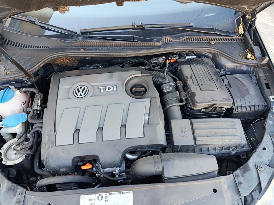 Para peças VOLKSWAGEN Golf VI (5K1)