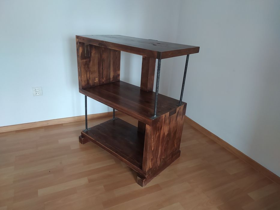 Regał drewniany solidny