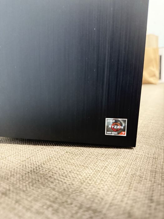 Vendo Desktop Gaming (AMD Ryzen 7 | NVIDIA GeForce RTX 3050 )