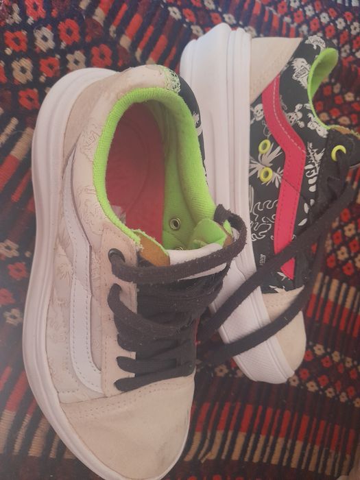 Tenis vans muito bom estado num 36.5