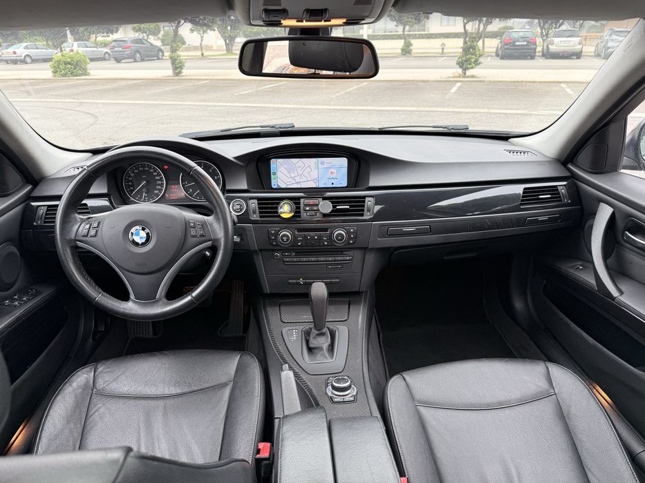 BMW 320i Touring