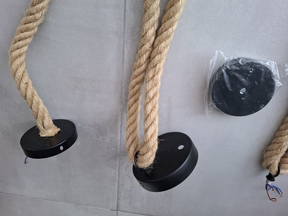 Candeeiro suspenso de corda