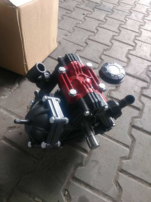 Насос оприскувача опрыскивателя Польша