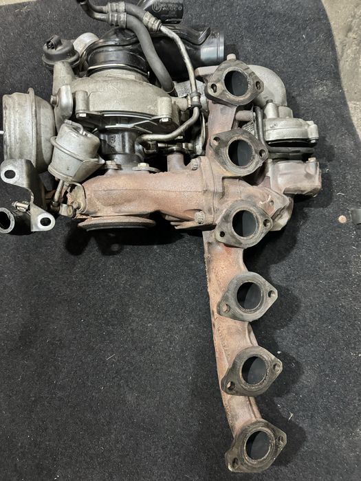 Bmw e70 e71 x5 x6 4.0 n57d30b turbosprężarka