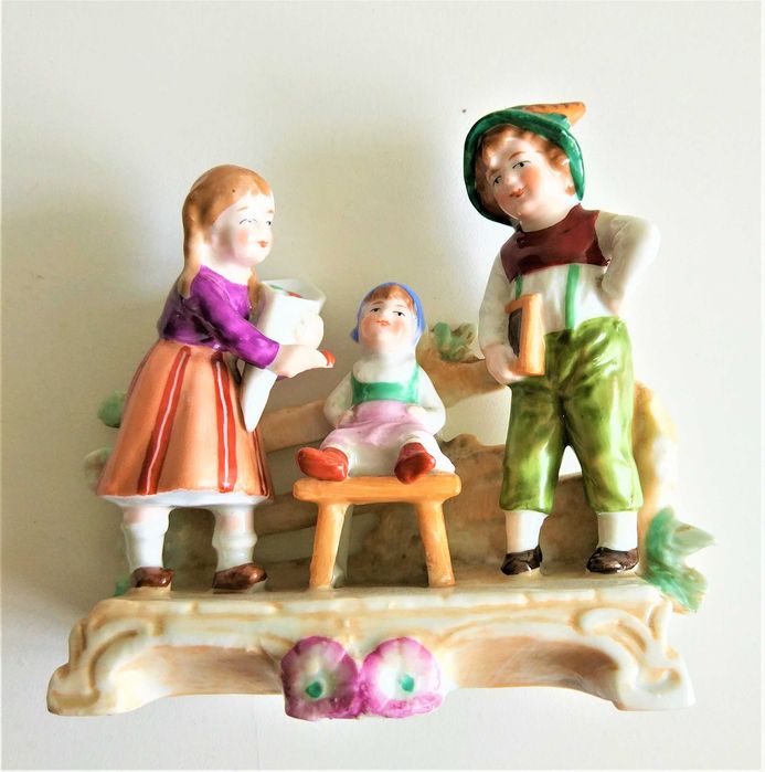 Статуэтка фарфоровая Дети. Германия