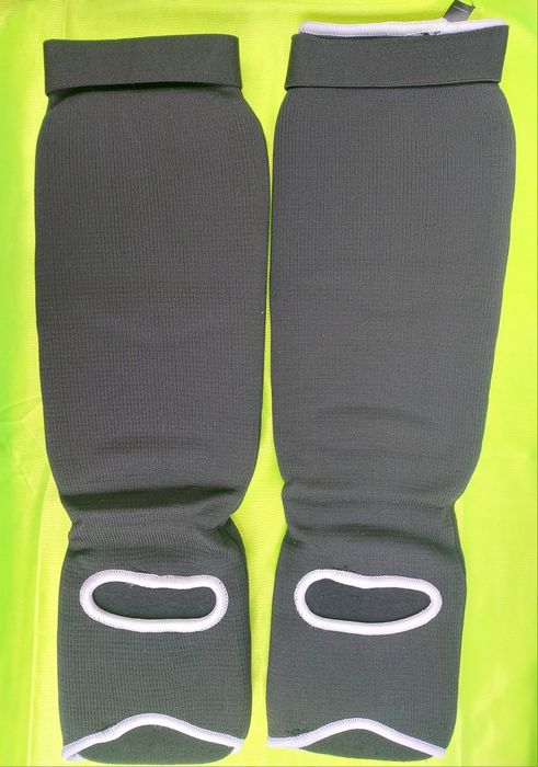 Захист гомілки та стопи для єдиноборств панчішного типуVENUM, FISTRAGE