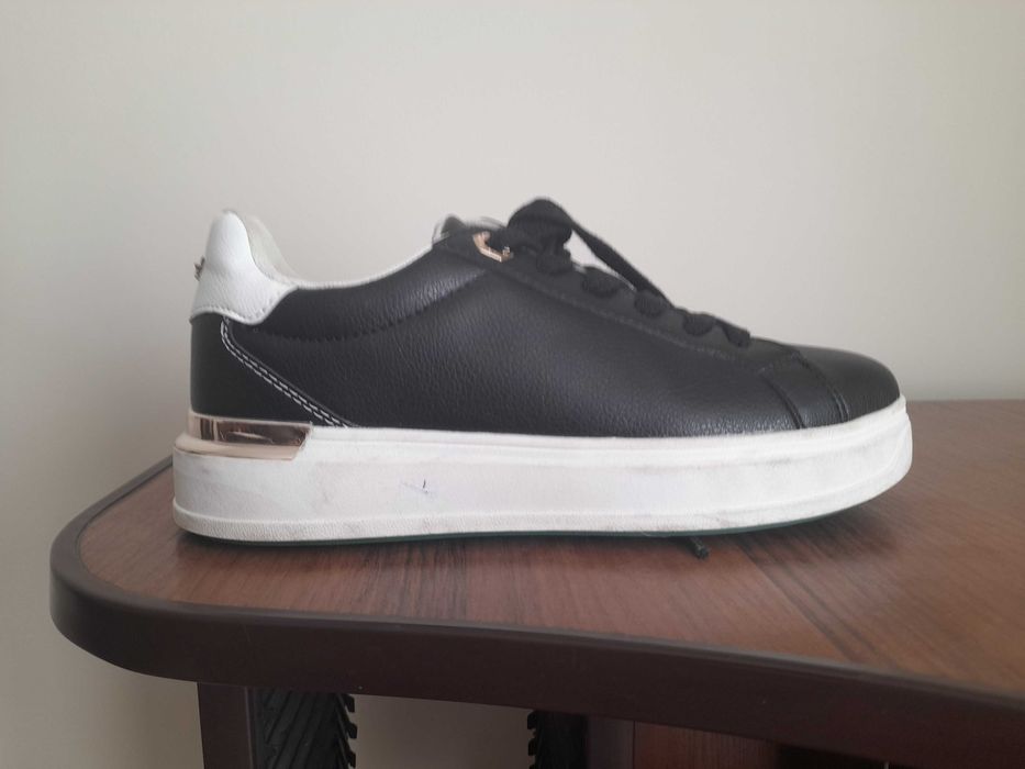 Кросівки River Islang