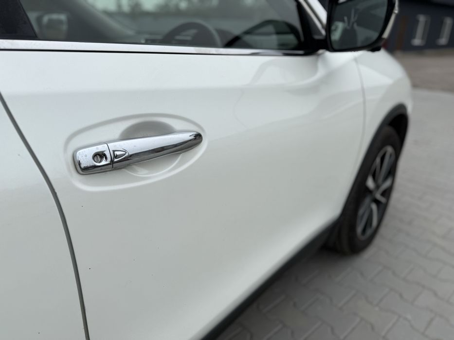 Дверь Nissan Rogue X trail T32 двері Рог Х трейл Т32