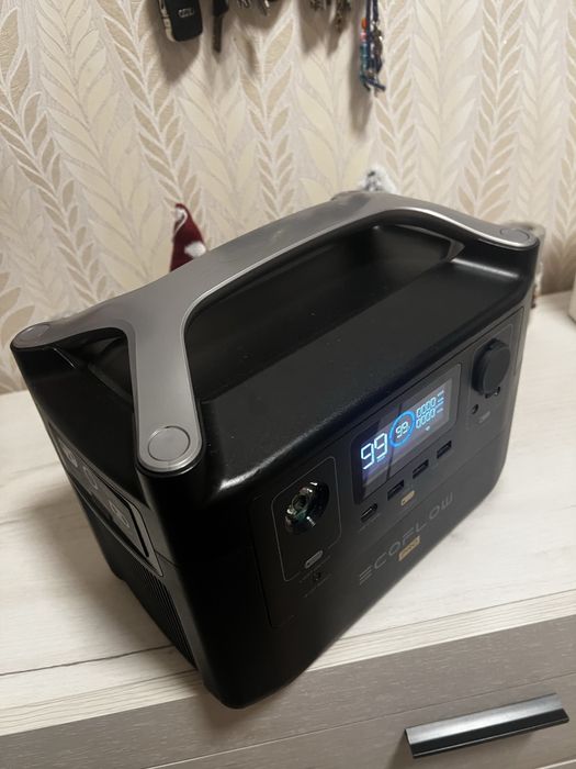 Зарядна станція Ecoflow river pro