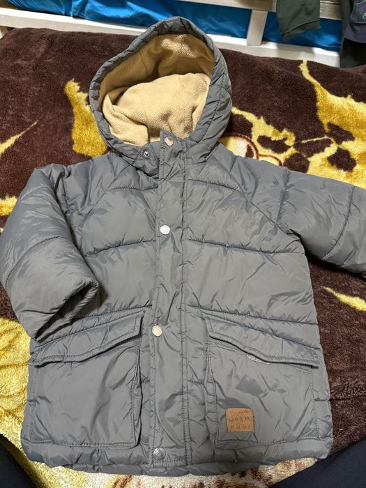 Зимняя детская куртка Reserved р98 в идеале без дефектов