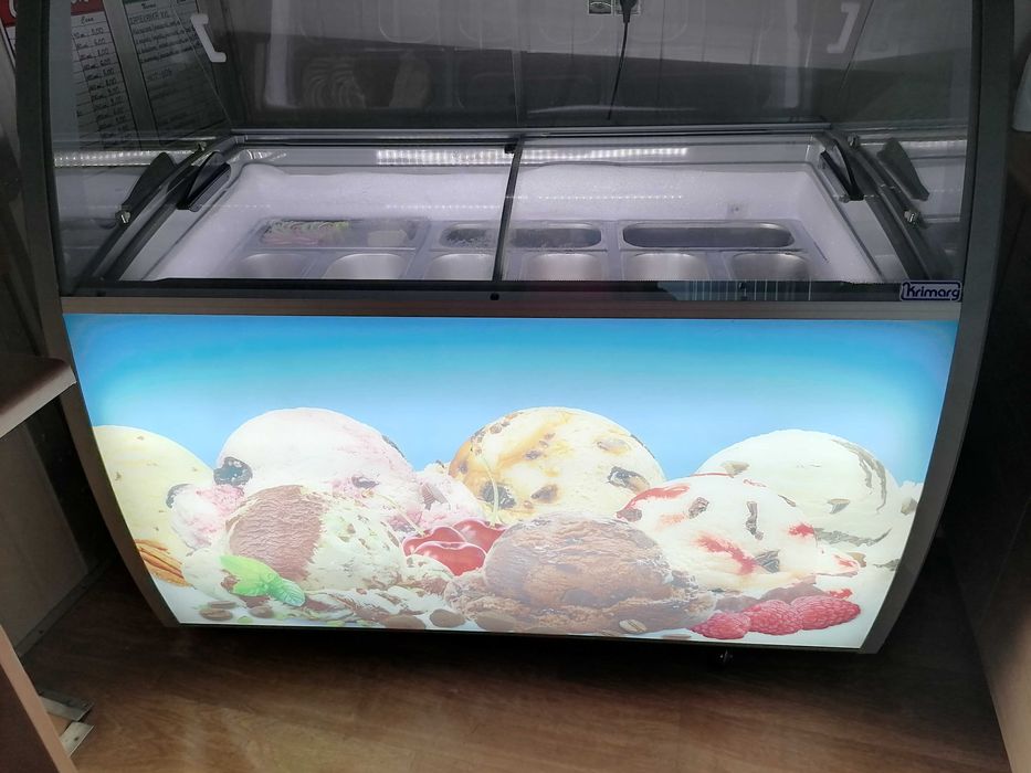 WITRYNA CHŁODNICZA, cukiernicza IGLOO, WITRYNA do lodów  Krimarg