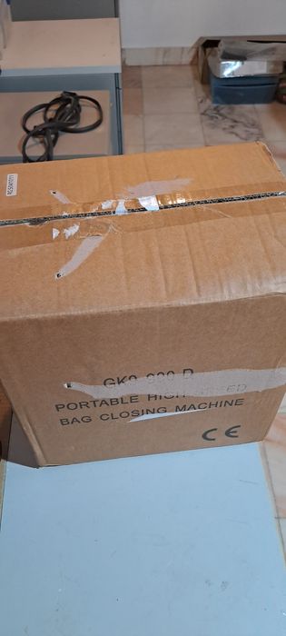 PROMOÇÃO.     Máquina  de Coser Sacos