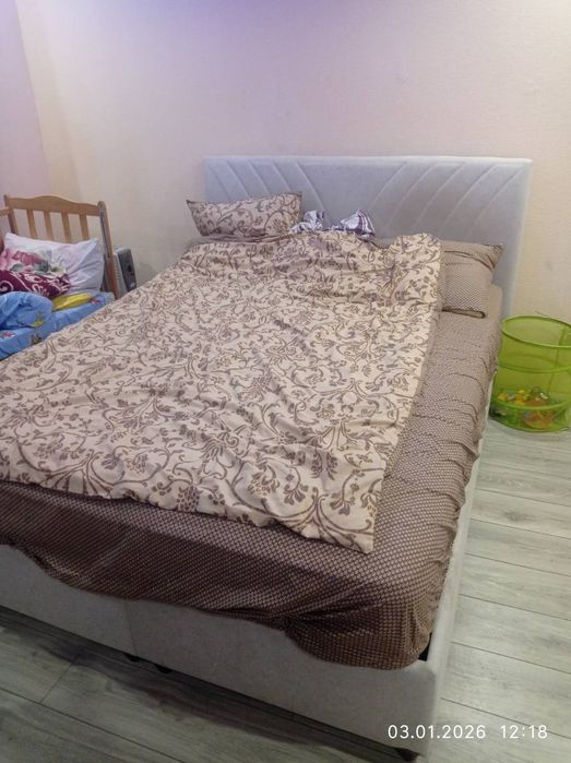 Продам кровать в отличном состояние