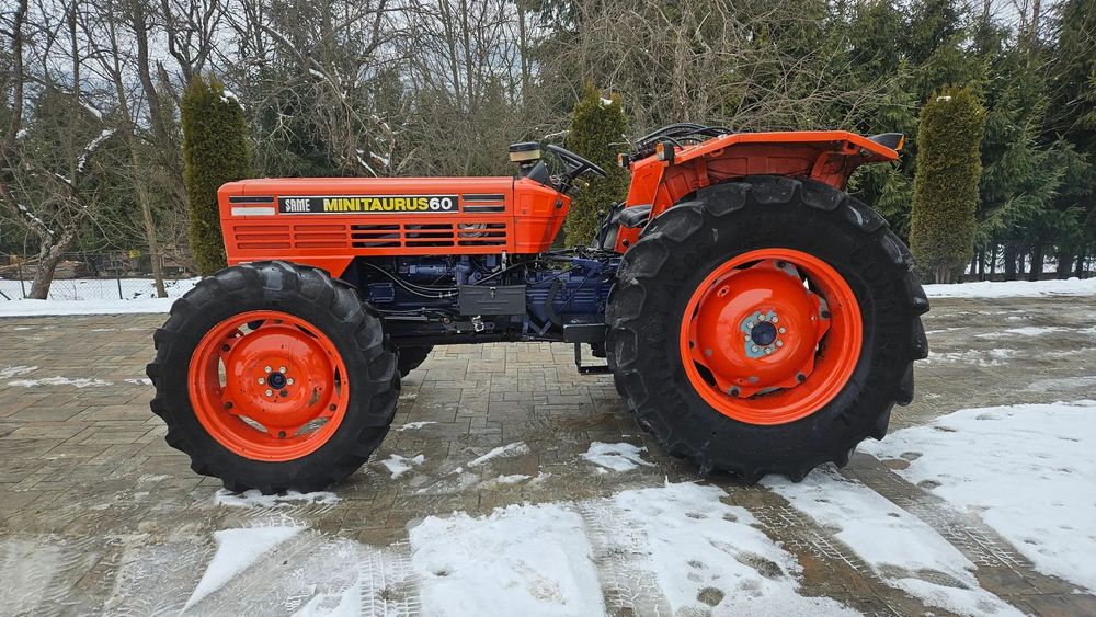 Same MINITAURUS 60  Same 4x4 Ursus C-360