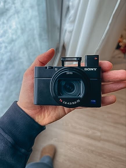 Aparat SONY RX100 VII