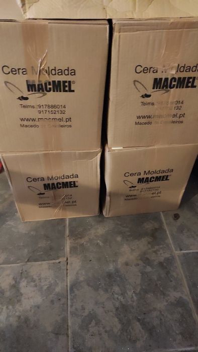 Cera moldada formato lusitana