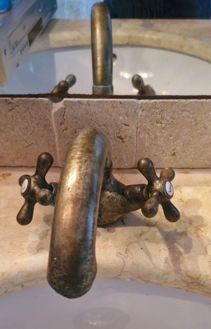 Torneira e ralo de latão antique